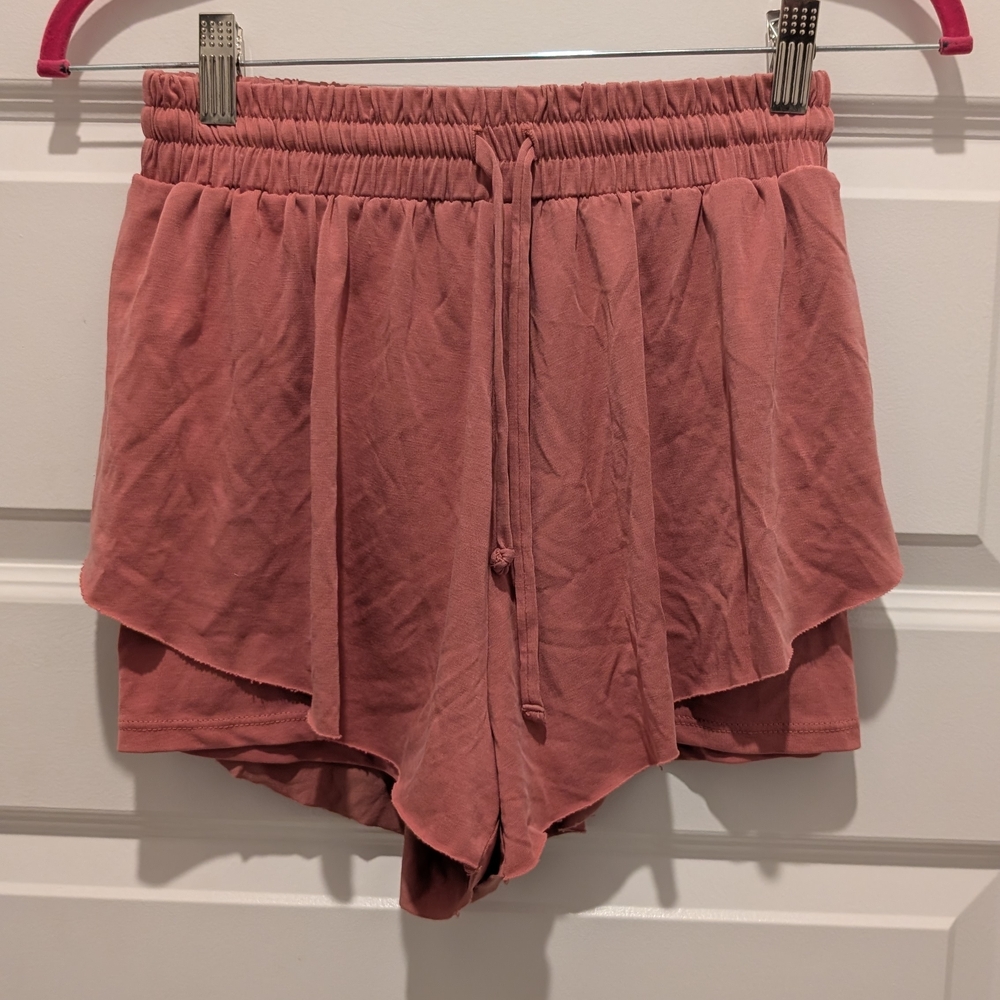 Women's Layered Drawstring Athletic Shorts - Rosewood